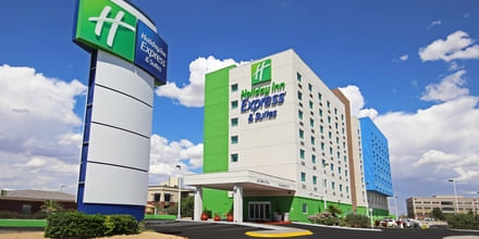 Holiday Inn Express & Suites